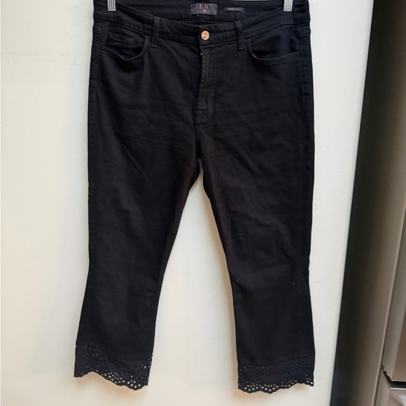 7 for all Mankind BootCrop Women's Black Jeans with Lace Hem - Picture 2 of 8